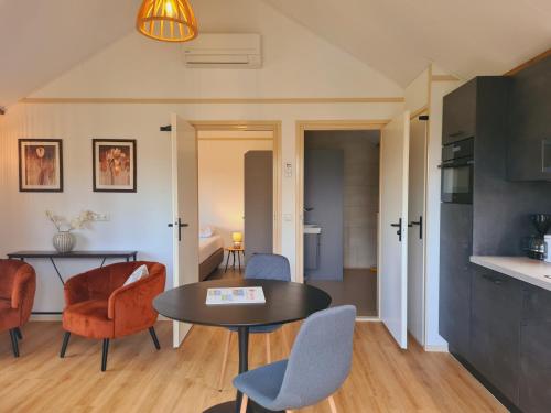 2-persoons luxe vakantiewoning – Photos 2