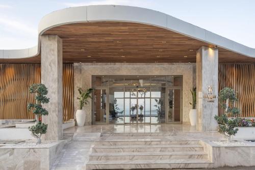 a rendering of a lobby with a large entry way at Del Mare Reserve Hotel & Spa Bodrum in Bodrum City