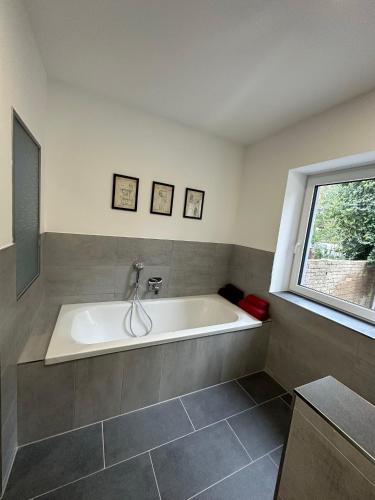 Ένα μπάνιο στο HT Appartement No.3