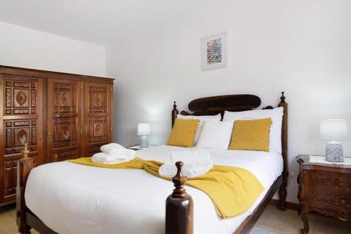 Ένα ή περισσότερα κρεβάτια σε δωμάτιο στο Casa do tio Inácio