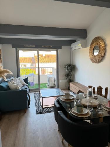 Appartement de charme aperçu mer