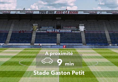 a view of a stadium with a car on the field at Le Studio Design ⸱ Stationnement gratuit ⸱ Fibre in Déols