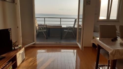 Inga's Apartment
