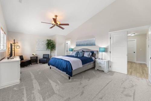 Ένα ή περισσότερα κρεβάτια σε δωμάτιο στο Spacious 4 bed near park/trails