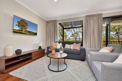 Villa Executive 2BR Madeira in Cypress Lakes Resort