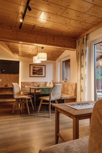 Posezení v ubytování Gästehaus Herrmann