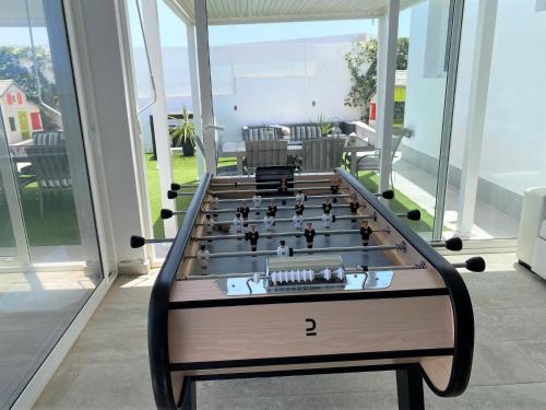 Ảnh trong thư viện ảnh của Costa Teguise 3 bed villa with sea view on the golf estate ở Teguise