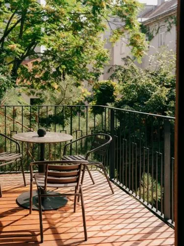 WELTWIEN Luxury Art Apartments & Free Parking