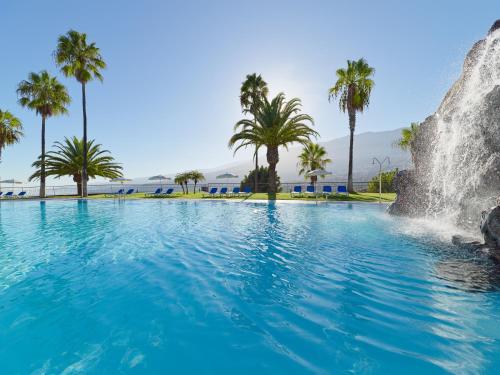 Kolam renang di atau dekat dengan Hotel Las Águilas Tenerife, Affiliated by Meliá