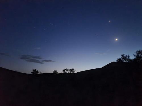 Un paisaje natural cerca de la casa de huéspedes