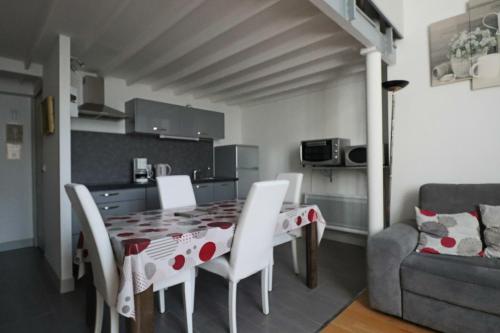 Photo de la galerie de l'établissement Les Volcans - Résidence Guillaume Lacoste, à La Bourboule