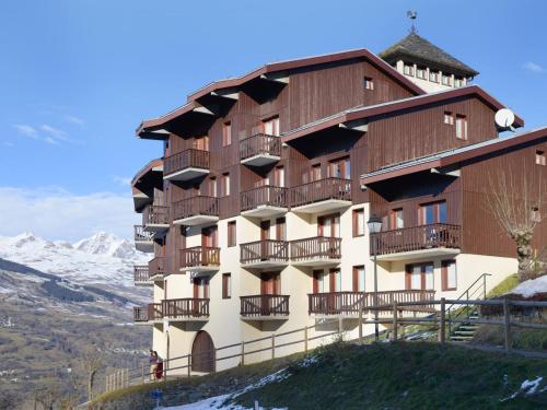 Studio rénové proche pistes avec balcon et coin montagne
