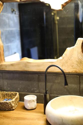 Ένα μπάνιο στο MAVİ AT HOTEL Blue Horse
