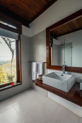 Un baño de Cerro Lobo