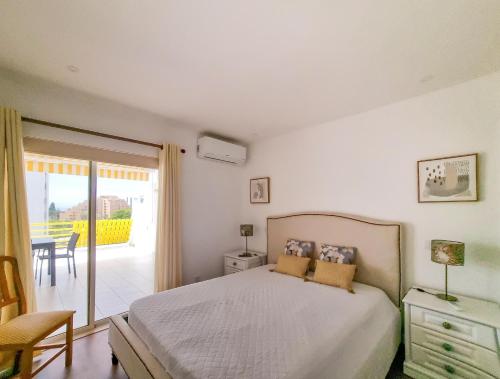 FLH Vilamoura Sunny Apartment with Pool