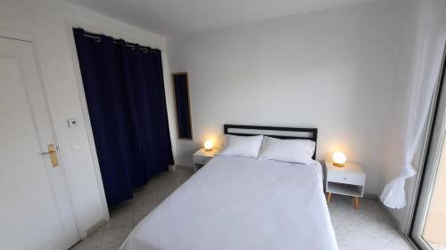 Sunny Mercury - Room in Apartment