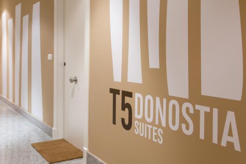 Gallery image of Pensión T5 Donostia Suites in San Sebastián