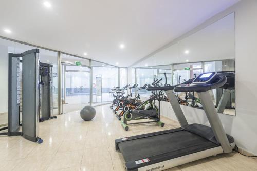 Γυμναστήριο ή/και όργανα γυμναστικής στο Aparthotel Tropic Garden