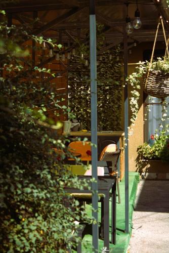 Un jardín fuera de Moonlight Visoko