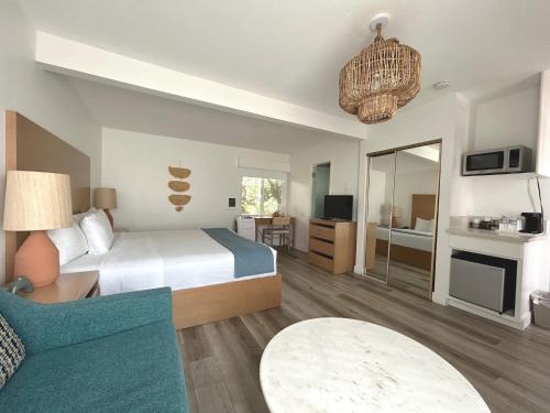 Η κουζίνα ή μικρή κουζίνα στο Capri Laguna on the Beach - A Boutique Hotel