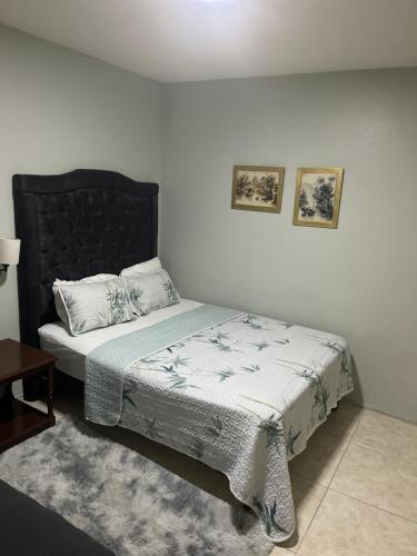 Posteľ alebo postele v izbe v ubytovaní Mona Master suite