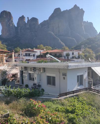 Nikos, Old Kalabaka Apartment