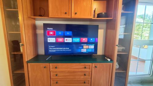 3Bdr 2 Bath Apt with parking in the best location photo 9