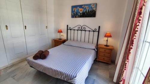 3Bdr 2 Bath Apt with parking in the best location photo 20