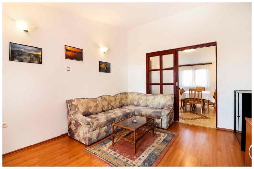 Apartments in Primosten - Sibenik Riviera 45761