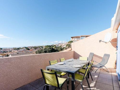 T3 avec piscine, terrasse vue mer et parking privé - FR-1-409-219