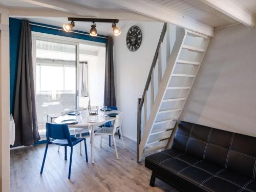 T2 Mezzanine Narbonne-Plage - 6 Pers, proche plage, parking gratuit, sans animaux - FR-1-409-243