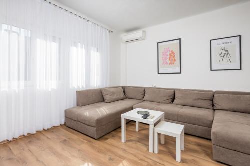 Apartment Colapis