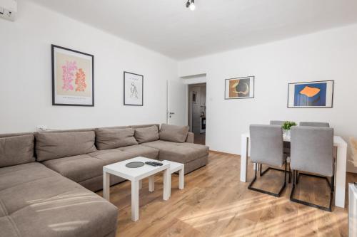 Apartment Colapis