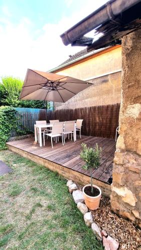 Photo de la galerie de l'établissement Cabana & Small Cozy Place - Proche du Lac, à Veyrier-du-Lac