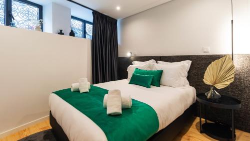 Premium 2BR Flat near Santa Catarina by LovelyStay
