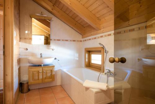 Kúpeľňa v ubytovaní Holiday home in Stefan in the Lavanttal with balcony