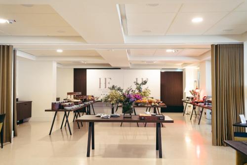 Χώρος καθιστικού στο Hotel Excelsior Bari