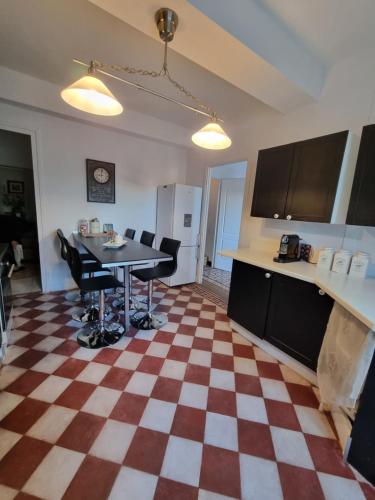 Η κουζίνα ή μικρή κουζίνα στο Casa Sarra 52b