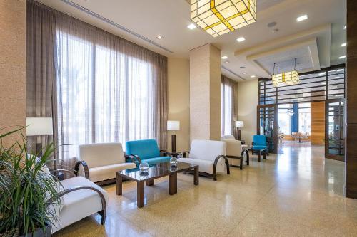 Posezení v ubytování Poseidon La Manga Hotel & Spa - Designed for Adults
