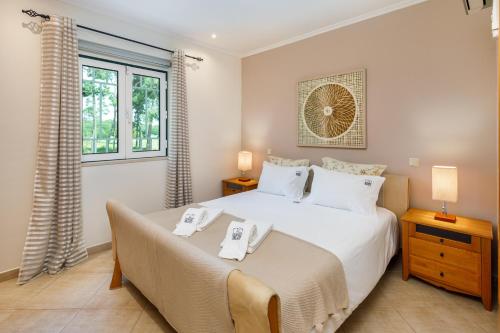 Falésia Cliff Apartment by The Portuguese Butler