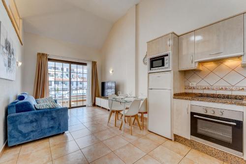 Pretty 1B apartment in Diamantes 2, Heated pool