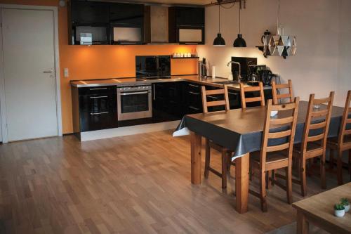 Kuchnia lub aneks kuchenny w obiekcie Apartment in Sørvágur