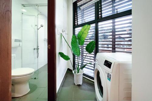 Koupelna v ubytování 9Trip Stay in Dalat Center Residence - 4 Star Service Apartment
