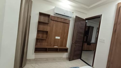 Φωτογραφία από το άλμπουμ του 85 The Ganges 2 BHK Apartment for Homestay σε Rishīkesh