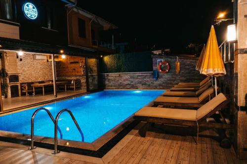 Bazén v ubytování Beach Butik Hotel Şile nebo v jeho okolí