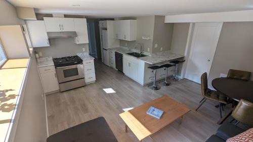 Suite by the Bay – Photos 5