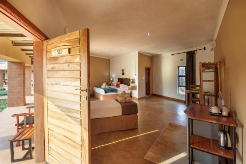 Foto dalla galleria di The Nkhosi Livingstone Lodge and Spa a Livingstone