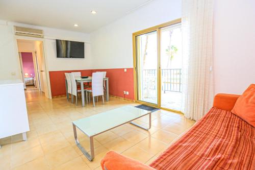 LITORAL COSTA DORADA - PINS I MAR Only families