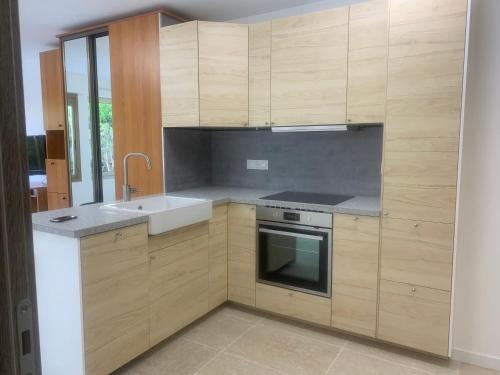 STUDIO VIEIL ANTIBES