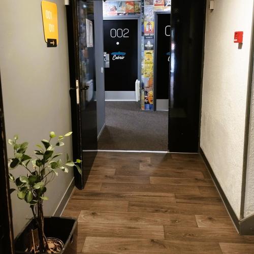 Galería fotográfica de hotelF1 Lyon Bourgoin-Jallieu en LʼIsle-dʼAbeau